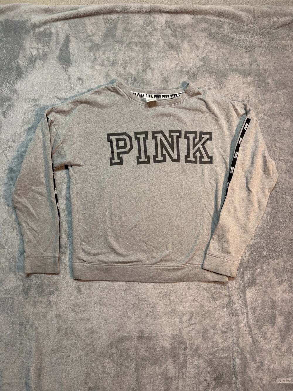 PINK Victoria's Secret Logo Crewneck Sweatshirt Grey